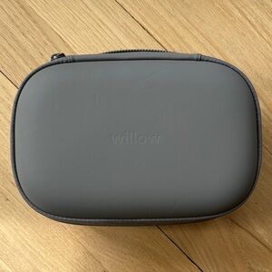 Willow Go Carrying Case only. Grey.